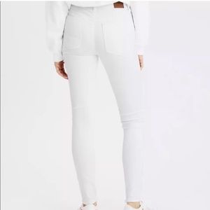 NWT [AEO] HIGH Distressed White American Eagle Frayed Ankle Jegging Jeans | 4
